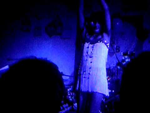 Florence and the Machine - Maps (Yeah Yeah Yeahs Cover) live at Smash and Grab video thumbnail