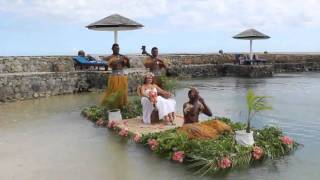 preview picture of video 'Warwick Fiji Resort & Spa'