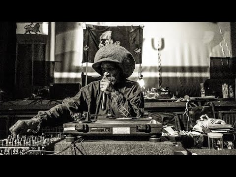 Jah Shaka meets Wassifa session 1982