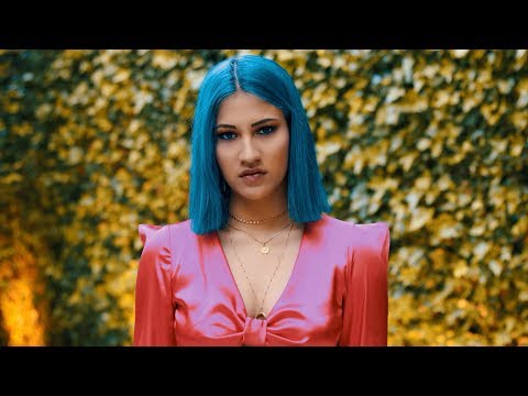 Angèle  - Balance ton quoi ( Cover Eva Guess )