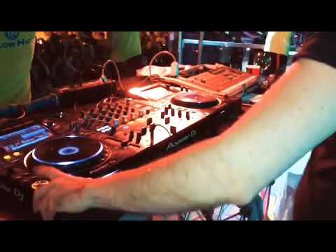 Cirillo JR & Aztec & Fabbrix - Party Hard (Official Music video)