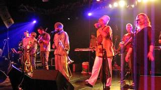 Del Arno Band - Ova soba je čitav tvoj svet (Dom omladine Beograda, 24.12.2016.)