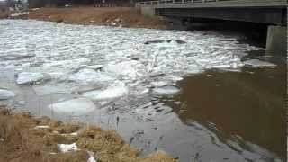 preview picture of video 'Passumpsic River Ice Jam - January 31, 2013'