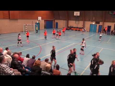 Handbal Combinatie '64 C1 thuis tegen AHV Achilles C1. 2e helft