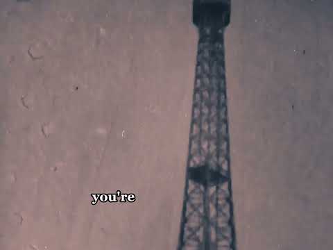 Eiffel Tower in 1900 – A Stunning View from the Paris World’s Fair