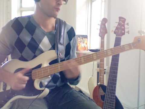 L166 Funky E7 slap bass fill