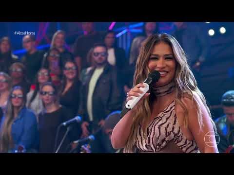 Simone Mendes canta "Eu Menti" ao vivo no Altas Horas