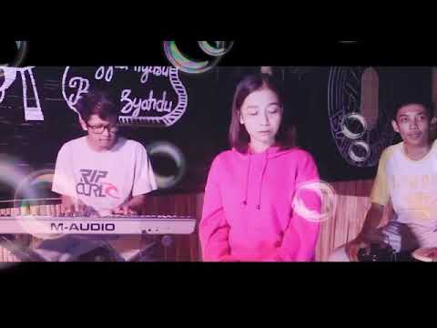 lagu cerita masa lalu AKD BAND