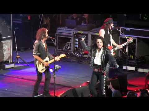 Hollywood Vampires "We Gotta Rise" Live - at The Greek Theatre 2019