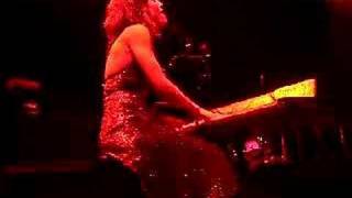 Joan as Police Woman - Real Life