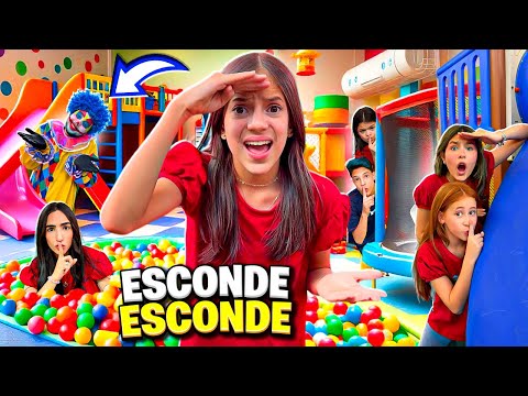 HIDE AND SEEK AT SCHOOL THE CLOWN APPEARED (Jéssica Sousa)