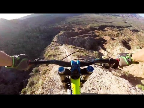 Darren Berrecloth VS King Kong - Red Bull Rampage 2015