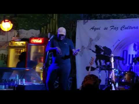 Gelsom Castro El Maravilloso canta a sua versão de UEGIA KI USSOKANA e Don Caetano emociona-se