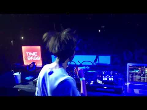 Lime Kid - T 40, Sentrum