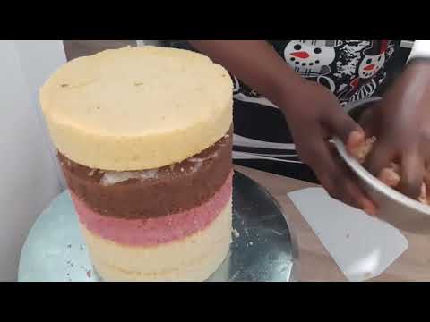 "How to Design an Epic Football Cake 🏆⚽ | Step-by-Step Cake Decorating Tutorial!"