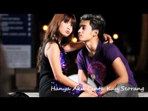 download lagu mp3 mp4 Cinta Platonik, download lagu Cinta Platonik gratis, unduh video klip Cinta Platonik