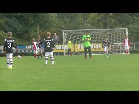 DVOL JO11 4 vs SML JO11 5 op 1 oktober 2016 met muziek legaal