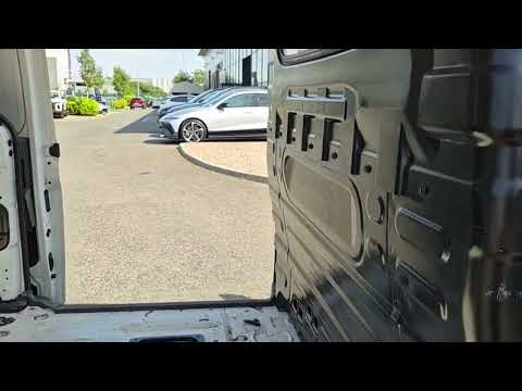 Hyundai Staria Panel Van 2.2 Diesel - Image 2