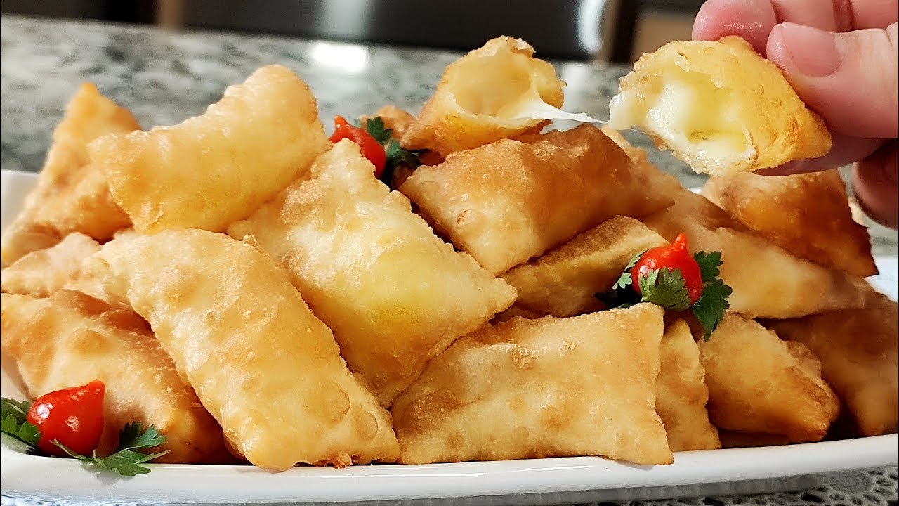 FARINHA,SAL e ÁGUA é o suficiente pra fazer uma MASSA de PASTEL