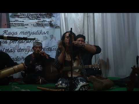 Performance Perdana Karinding Saka