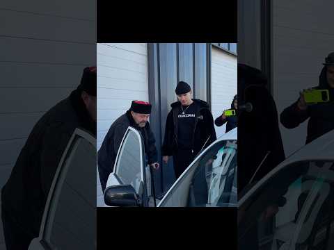 Мужик в шоке от такого ремонта😁🤝 #auto #авто #помощь