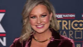 Sandra Smith Shows Off Her Perfect Figure In New Photo