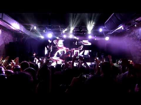 Tiësto Guess Showcase Paris | Gotye vs Albin Myers - Somebody That I Used To Know vs The Beast