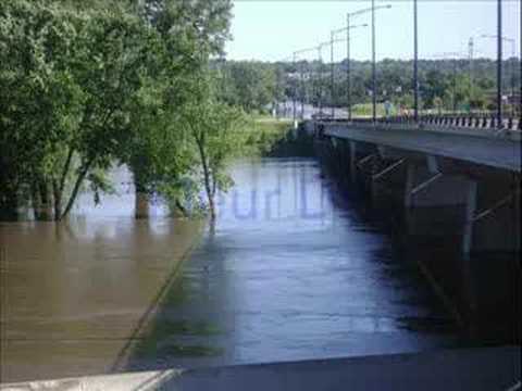 Flooding in Des Moines, IA 2008, Inundaciones en Des Moines