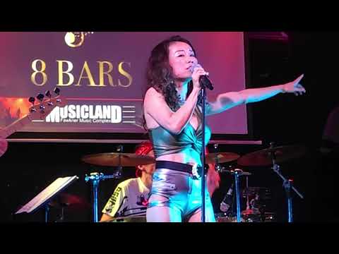 P!nk - Who Knew  - By 8 BARS - At Musicland Melbourne