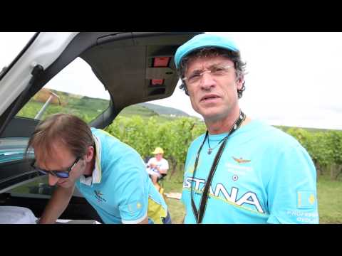 Astana Pro Team . Le Tour de France 2014. Ravitaillement . Vadim Pritulyak Production
