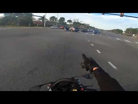 Cringe Guy Instigates Police Chase