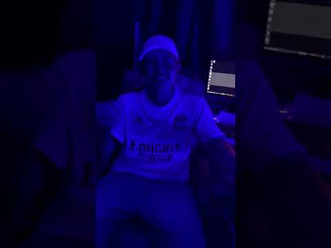 MC Theus SQ - Solteiro na Balada (Prévia)