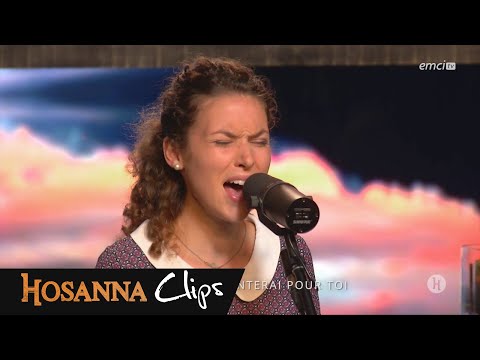 Tu combleras - Hosanna clips - Joanie Banville