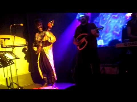 Baba Zula - Periklis Tsoukalas live at Bronx pi sahne - Istanbul 21/01/2011 - Zaniye