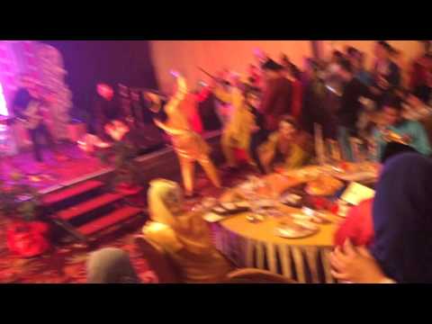 Roman cinta by caliph buskers live convention watakmas part 2