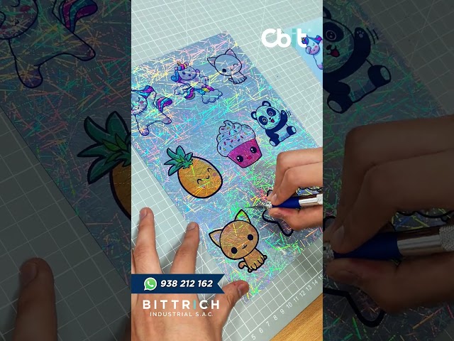 Vídeo relacionado con Papel Adhesivo Holográfico, 20 Hojas Transparente Película Holográfico A4 para Pegatinas De Decoración Artesanal