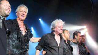 AIR SUPPLY - I CAN´T LET GO..