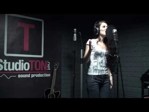 Мирјана Алексић, Тамбурало момче уз тамбуру