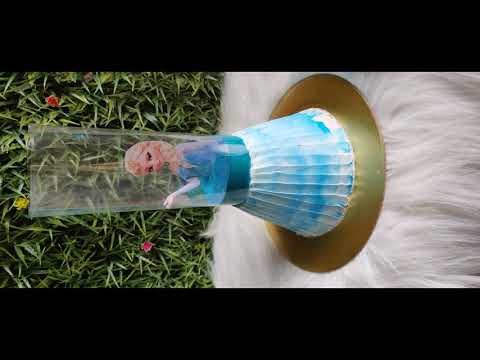 TRENDING PULL UP CAKE/INSTA TRENDING CAKE