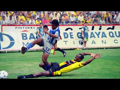 Barcelona 0 x 2 Emelec - (Resumen del partido NOCHE AMARILLA 24 Febrero 1999)