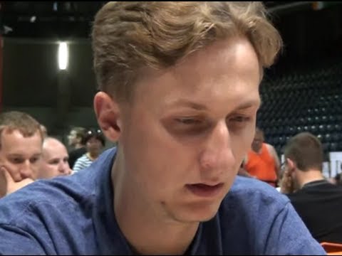 A 5.21. GM Mikhailo Oleksienko  - IM Dagur Arngrimsson  1 - 0