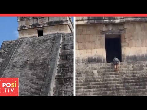 Frau steigt auf die Pyramide von Chichen Itza, um die Asche ihres Mannes zu verteilen