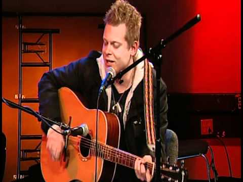 Harrison Young & Daryl Anderson - HELLO TOKYO (Live on TV)
