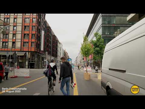 Berlin Friedrichstraße ohne Autos am 28. August 2020
