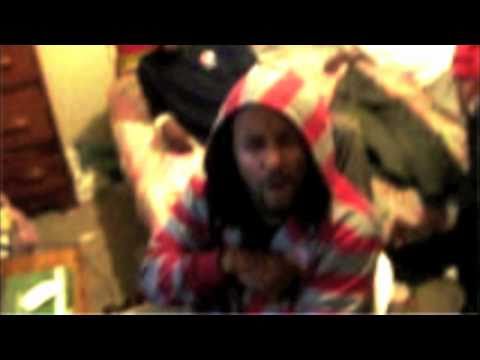 LIEUTENANT- I GOT BANDZ (NEW SINGLE)- ME MYSELF & I (DA MIXTAPE)