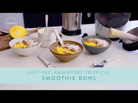 Anti-Inflammatory Tropical Smoothie Bowl