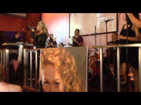 Giselle Tavera en Vivo desde Tierra Colombiana Jun 12,2013