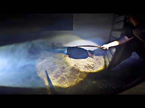 STRANGER FAINTS IN THE SCARYEST HOUSE IN BRAZIL