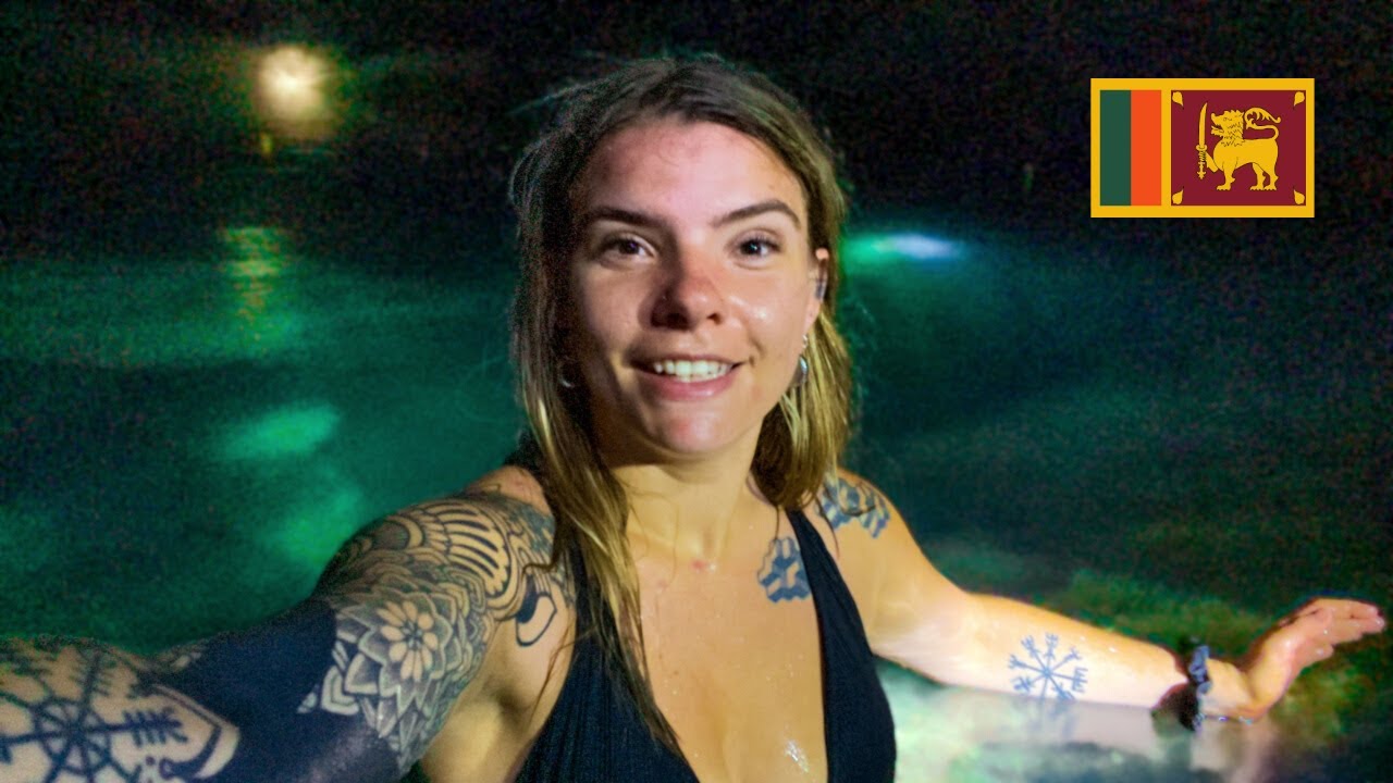 Embark on a virtual visit to Nil Diya Pokuna with a tourist.