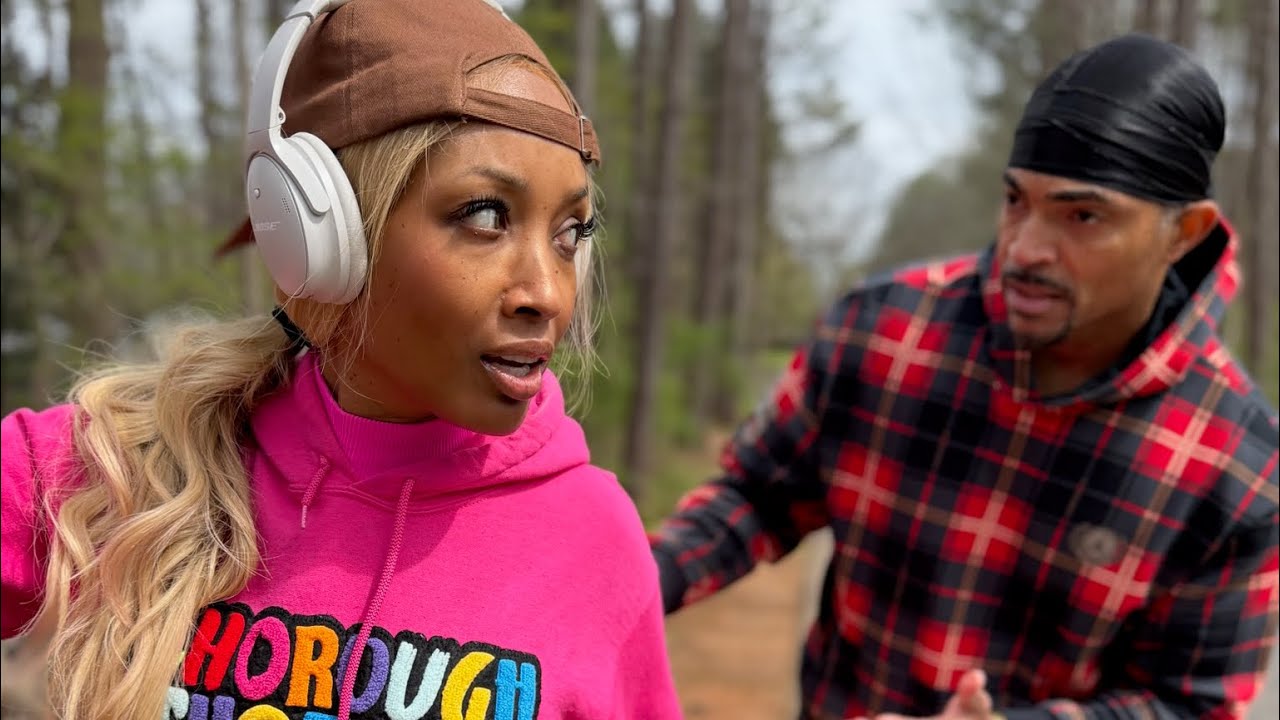 When Amber tells Anthony he should get back with Rolonda!